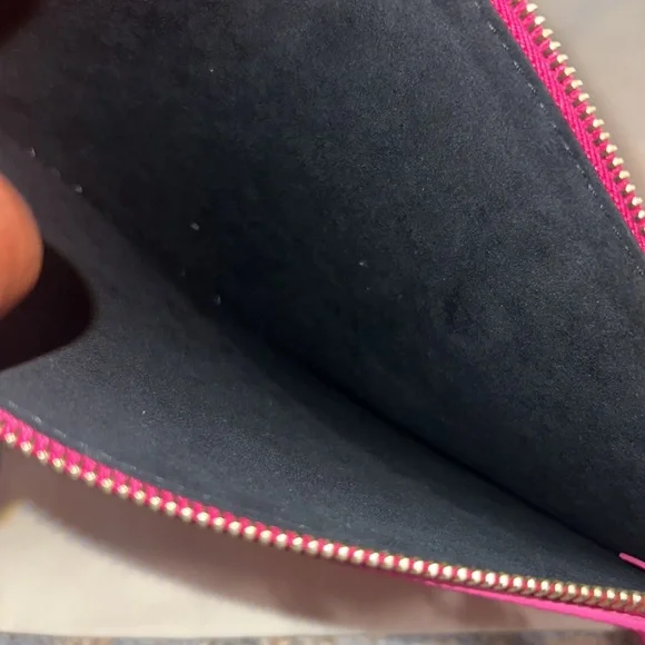 Louis Vuitton Black and White Leather Limited Edition Neverfull Tote Bag - Picture 6 of 13